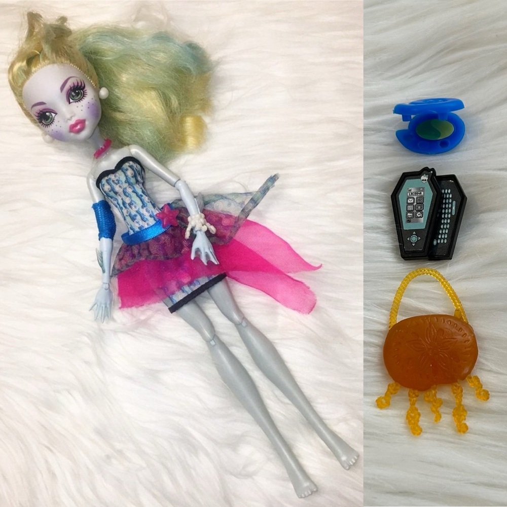 Monster High Dot Dead Gorgeous Lagoona Blue Doll 2011 and Accessories